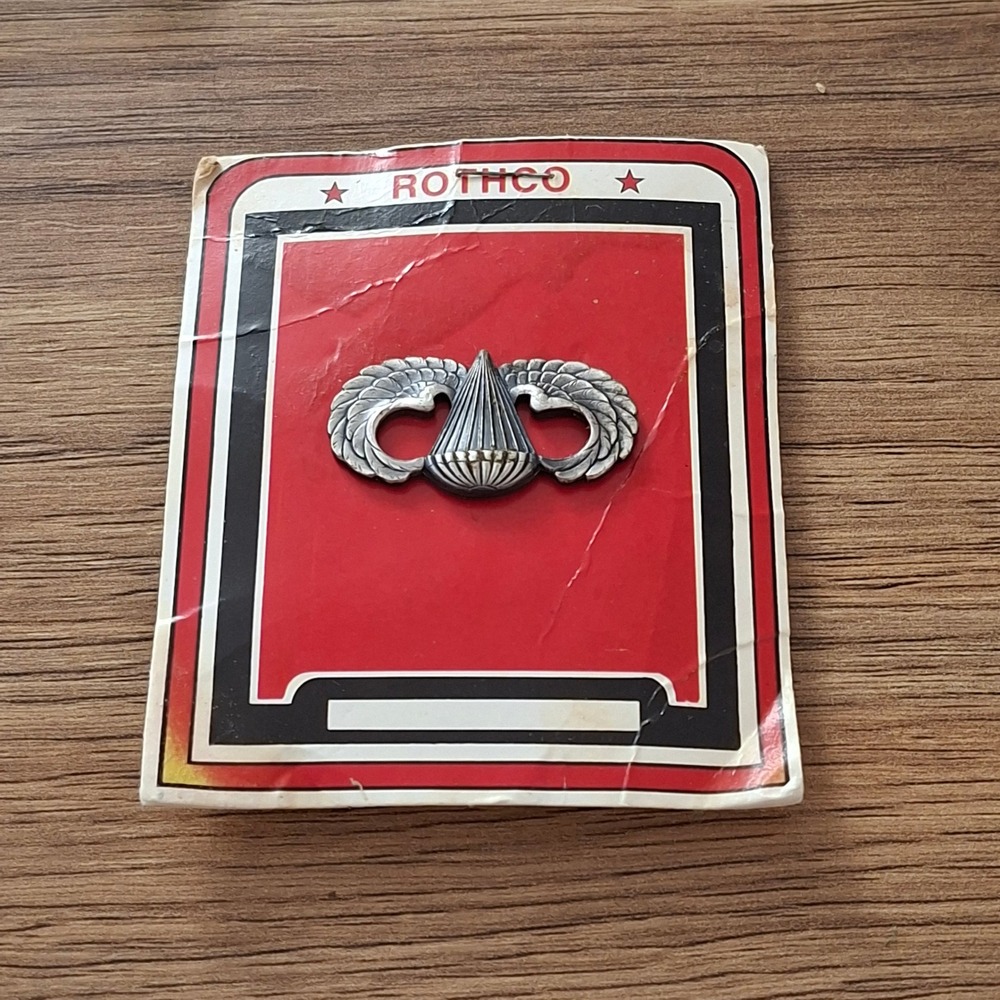 Rothco US Army Parachutist Badge Jump Wings Pin Silver Tone D-22 Military